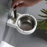 Pakabinama peleninė su vieta cigarečiu pakeliui ir žiebtuvėliui